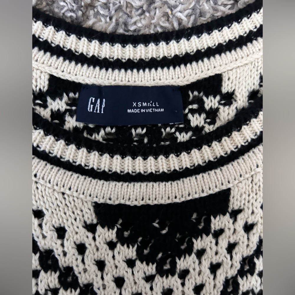 GAP NWOT Black and White Crochet Sleeveless Mini Sweater Dress XS - Picture 6 of 9